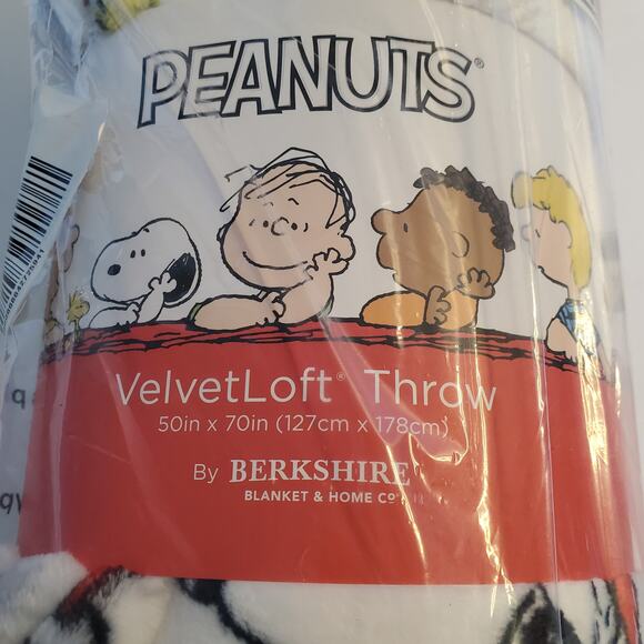 New Peanuts Snoopy Woodstock Fleece Throw 50x70 Christmas White Gray Plaid - Picture 2 of 9